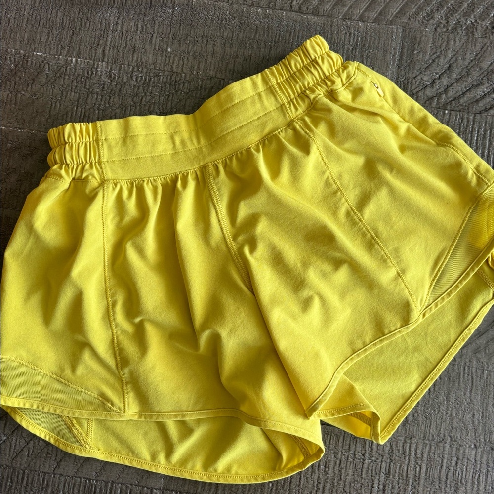 Women’s yellow Lululemon Hotty hot shorts.
Excellent condition.